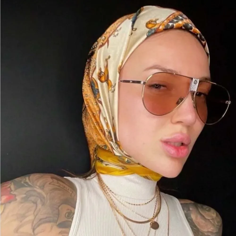 Elegant Yellow and Cream Scarf S1